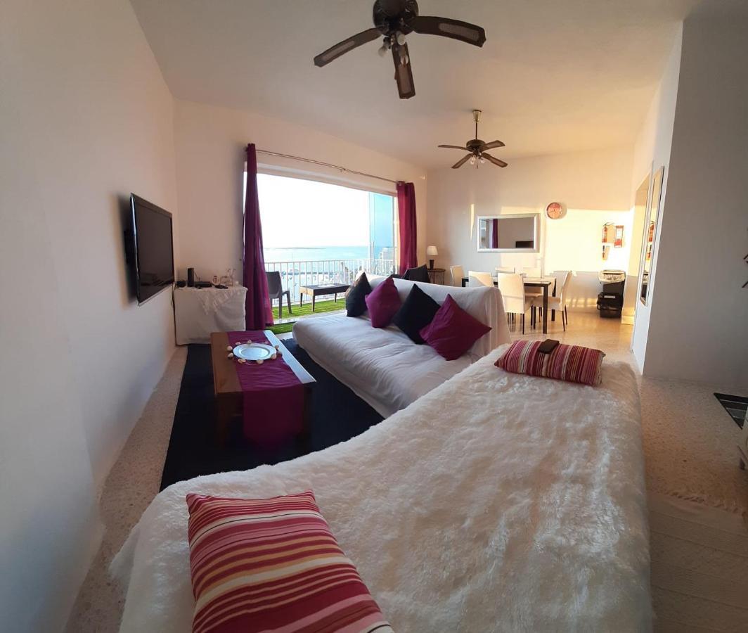Coral Apartment St. Paul's Bay Bagian luar foto