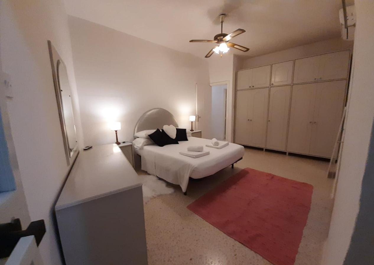 Coral Apartment St. Paul's Bay Bagian luar foto